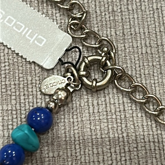 NWT Chicos gold tone, dyed howlite stone Statement Necklace - Picture 5 of 6